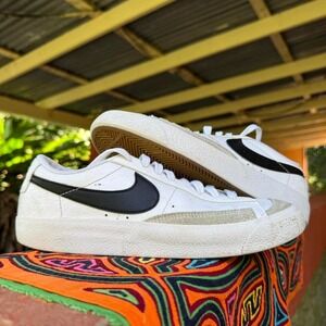 Nike Blazer Low 77 Jumbo‎ in size 6.5Y youth sneakers DA4074-101